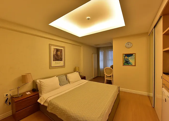 Cheya Deluxe Nisantasi Center 4*