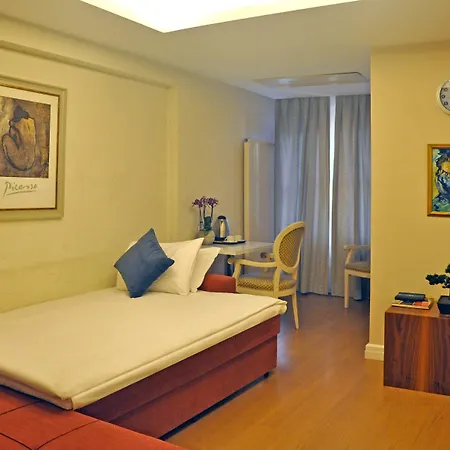 아파트호텔 Cheya Deluxe Nisantasi Center 4*